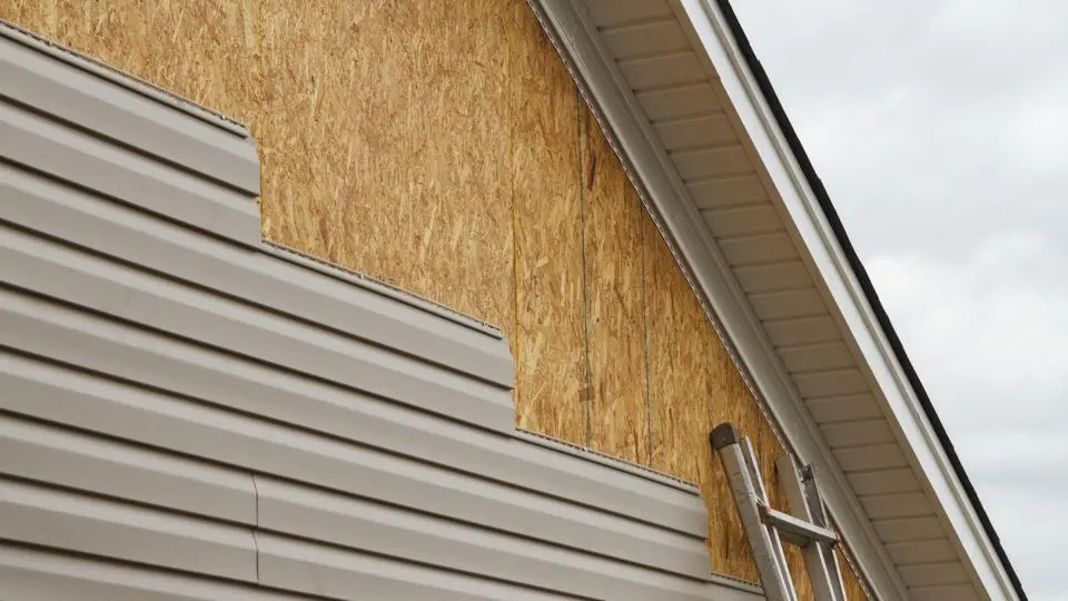 Why Choose Us As Your Vinyl Siding Repair Company